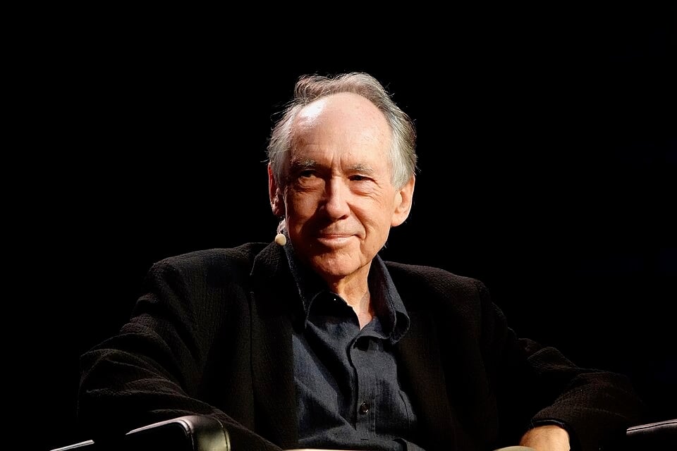 Ian McEwan: Smartphones Are Stopping Us Thinking Our Own Thoughts