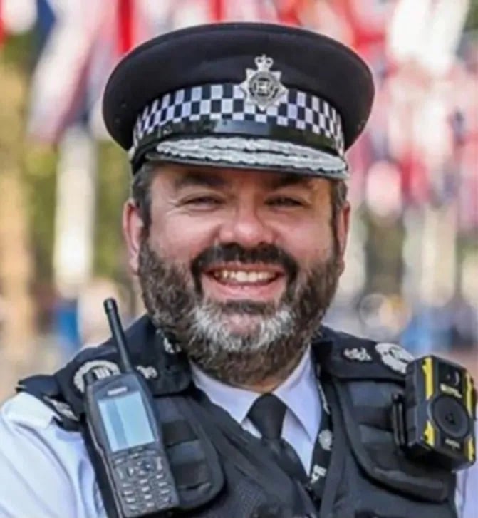 Met Police AI Tool Flags 100 Officers for Misconduct in Major Inquiry
