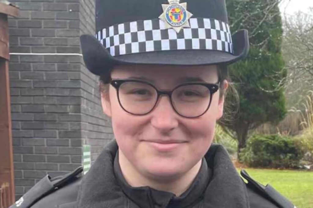 19-Year-Old PC Dies After Being Hit By Car On A189