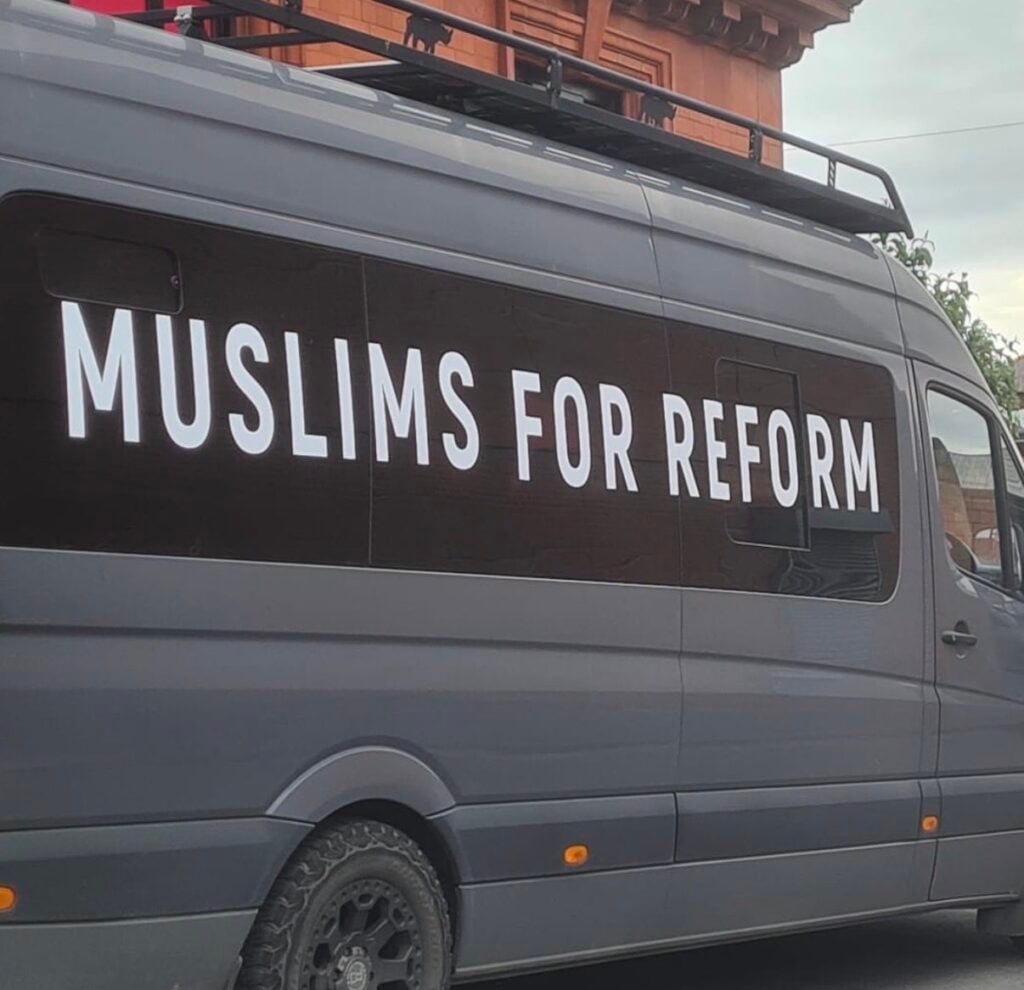 ‘Muslims For Reform’ Van Spotted Near Makerfield Polling Station Sparks Row